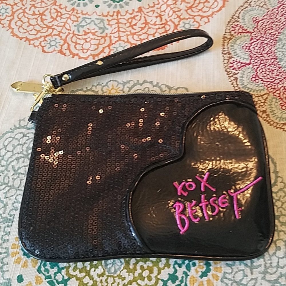 Betsey Johnson Black Sequin Wrislet